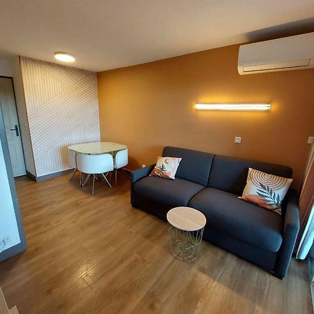 Cap Esterel Appartement Climatise Dans Le Centre Du Village Vacances Drammont Bagian luar foto