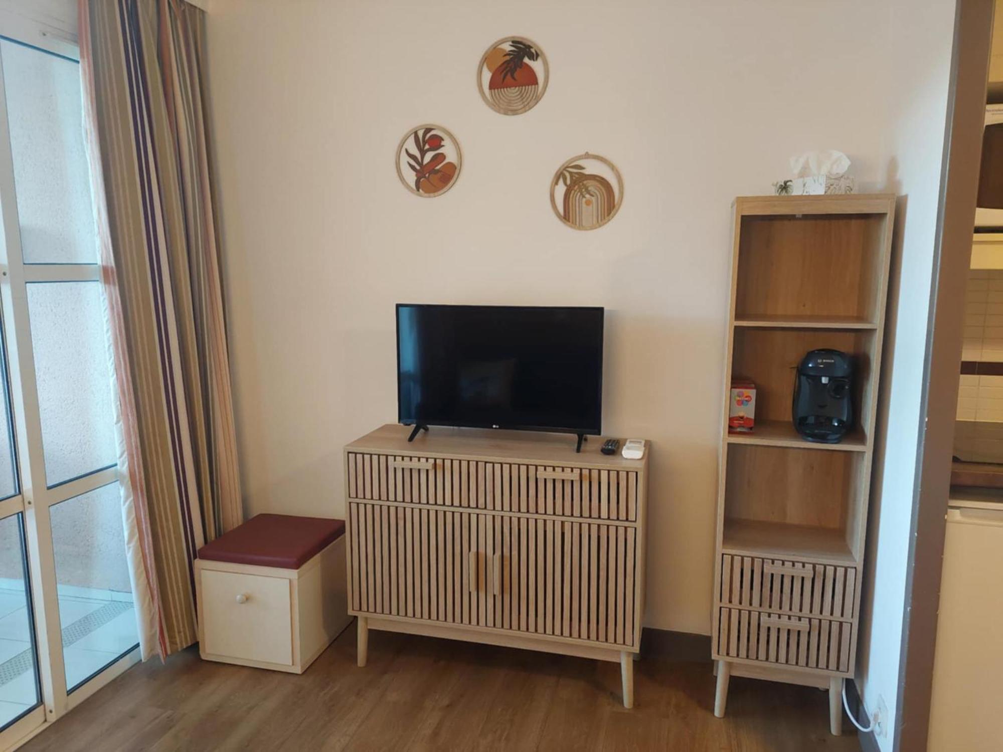 Cap Esterel Appartement Climatise Dans Le Centre Du Village Vacances Drammont Bagian luar foto