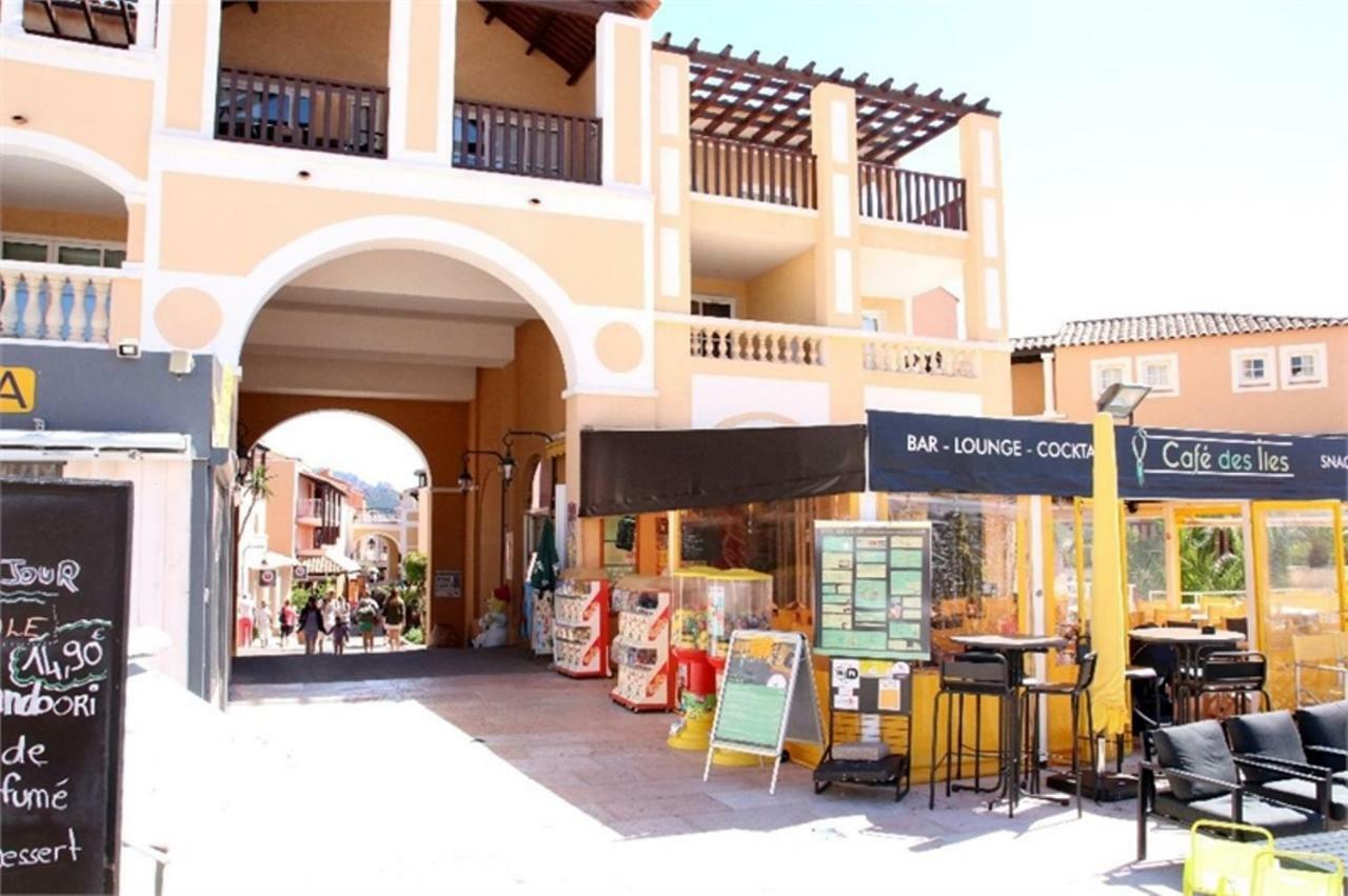 Cap Esterel Appartement Climatise Dans Le Centre Du Village Vacances Drammont Bagian luar foto